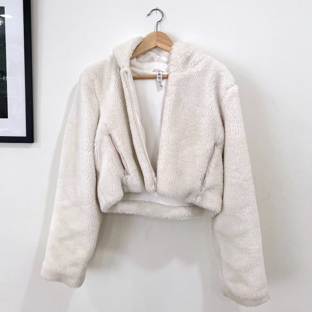 Alo Yoga LA Sherpa Jacket - White